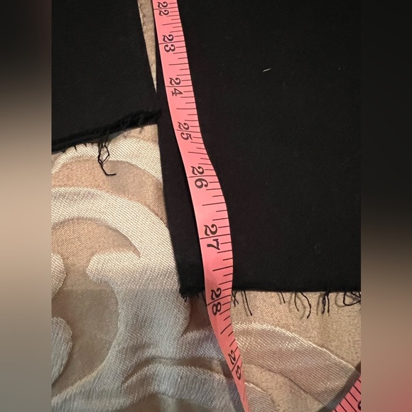 Hudson Krista Ankle Supper Skinny Jeans, size 30, color is dark black. - Picture 11 of 14